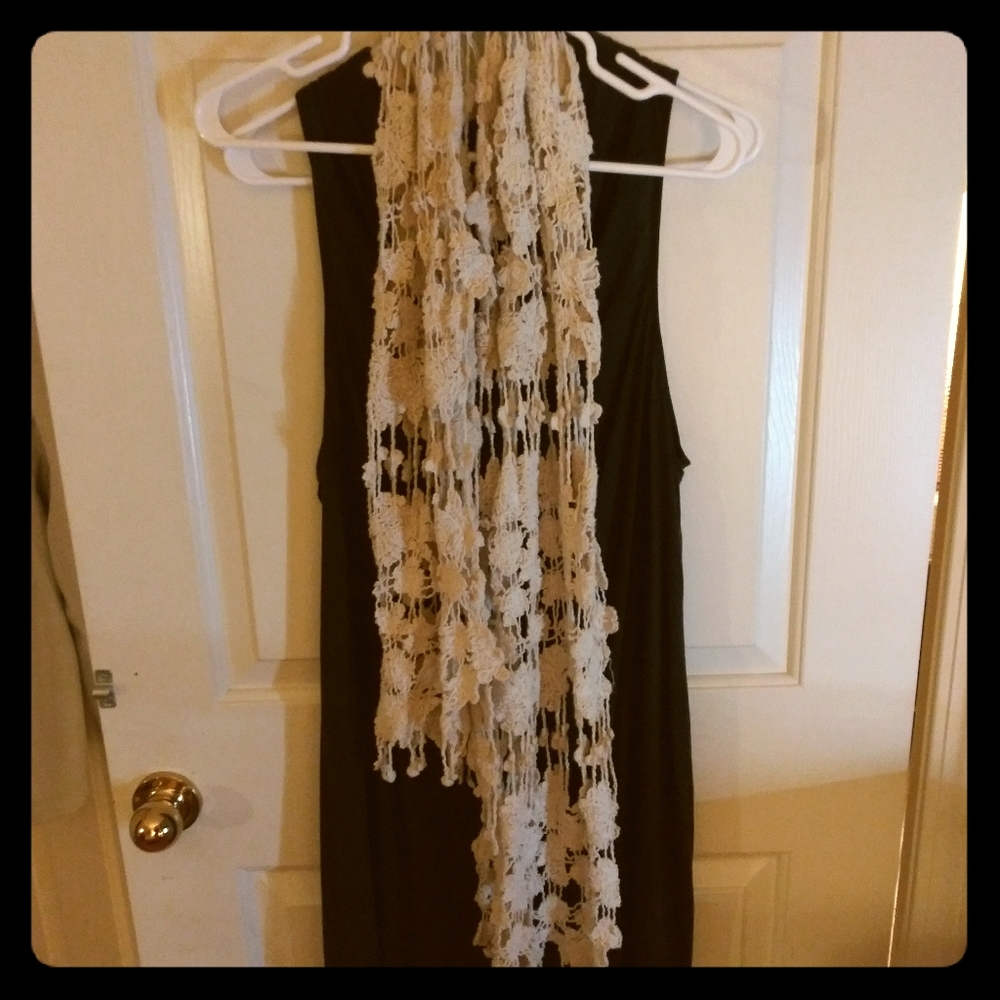 Vintage Floral Embroidery laced Scarf